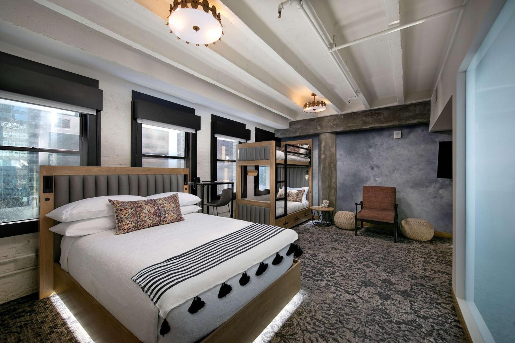 The Wayfarer Downtown La, Tapestry Collection By Hilton Hotel 4*